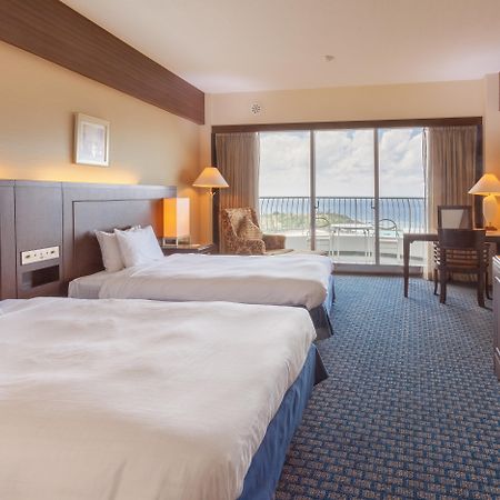 Okinawa Kariyushi Beach Resort Ocean Spa Onna Exteriör bild
