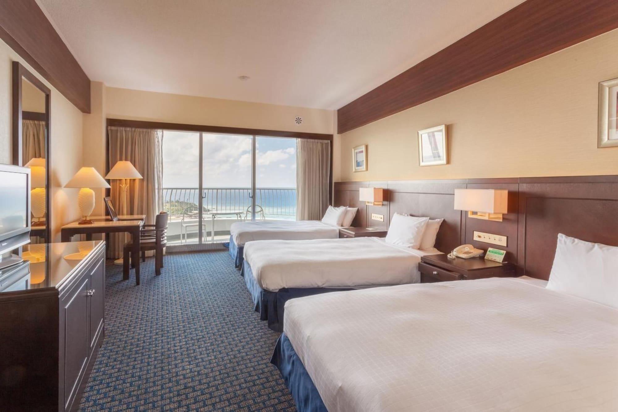 Okinawa Kariyushi Beach Resort Ocean Spa Onna Exteriör bild