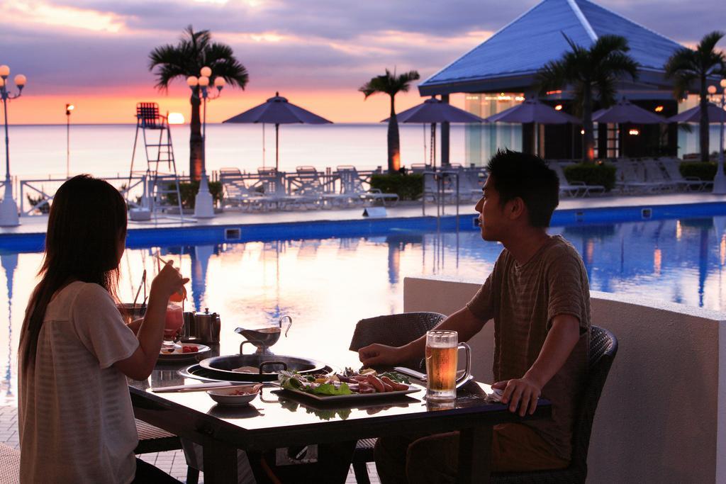 Okinawa Kariyushi Beach Resort Ocean Spa Onna Exteriör bild