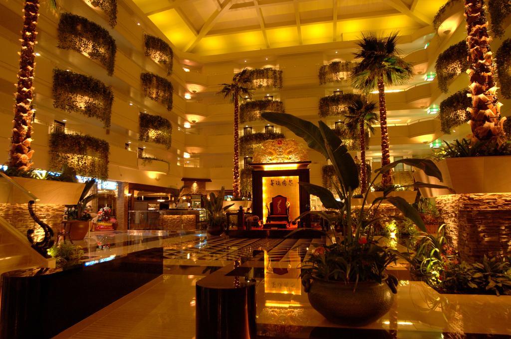 Okinawa Kariyushi Beach Resort Ocean Spa Onna Exteriör bild